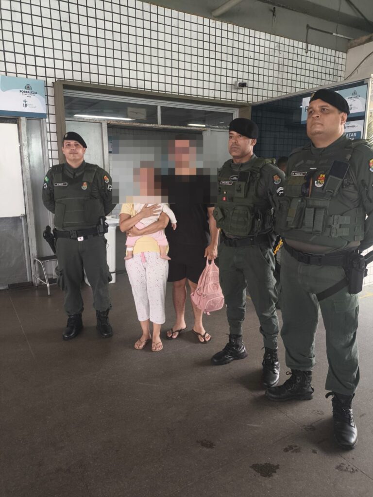 Manobra em 30 segundos: PMCE salva bebê engasgado em Fortaleza